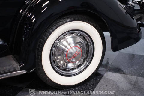 1936 Ford Deluxe