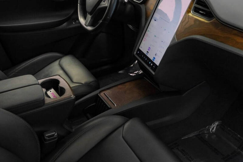 2018 Tesla Model X 75D