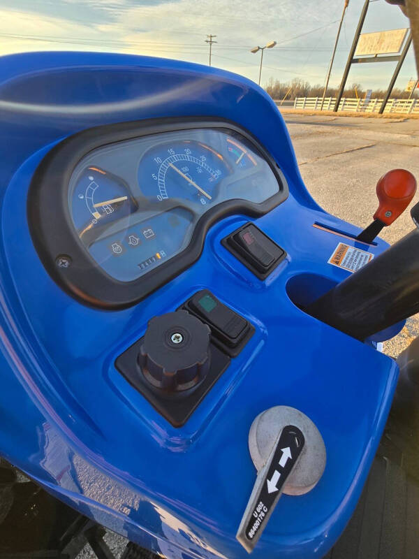 2006 New Holland TC40DA
