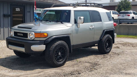 2009 Toyota FJ Cruiser for sale at Deals on Wheels in Imlay City MI
