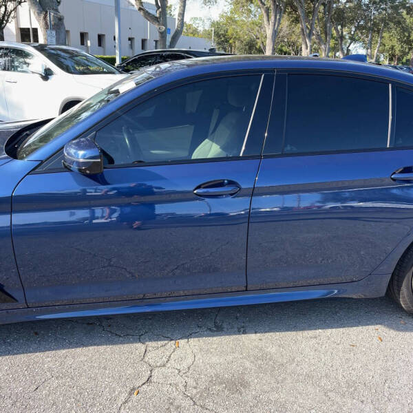 2021 BMW 5 Series 530i