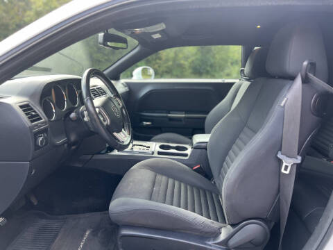 2013 Dodge Challenger SXT