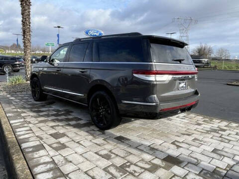 2024 Lincoln Navigator L Black Label