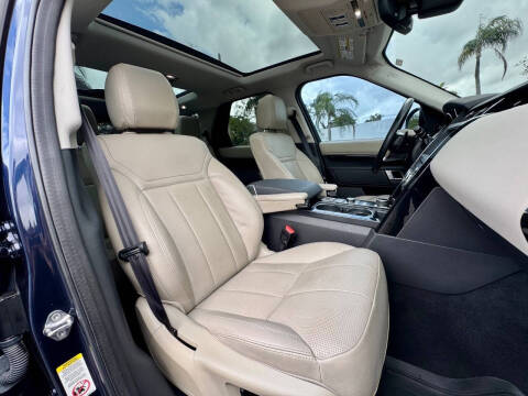 2018 Land Rover Discovery SE