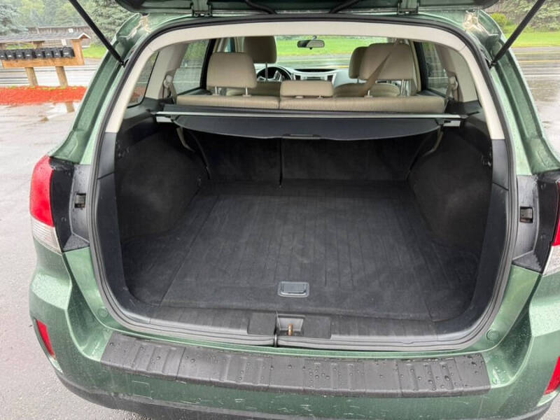 2012 Subaru Outback 2.5i Premium