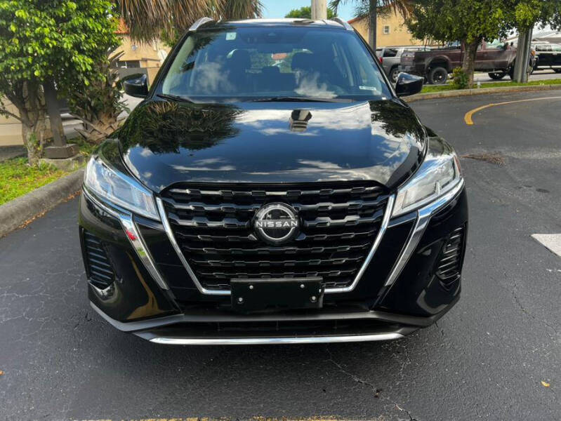 2023 Nissan Kicks SV