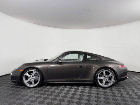 2015 Porsche 911 Carrera 4