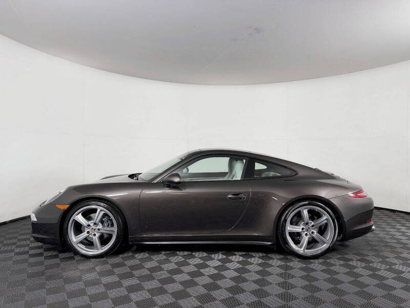 2015 Porsche 911 Carrera 4