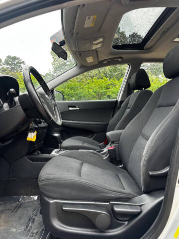 2010 Hyundai Elantra Touring GLS