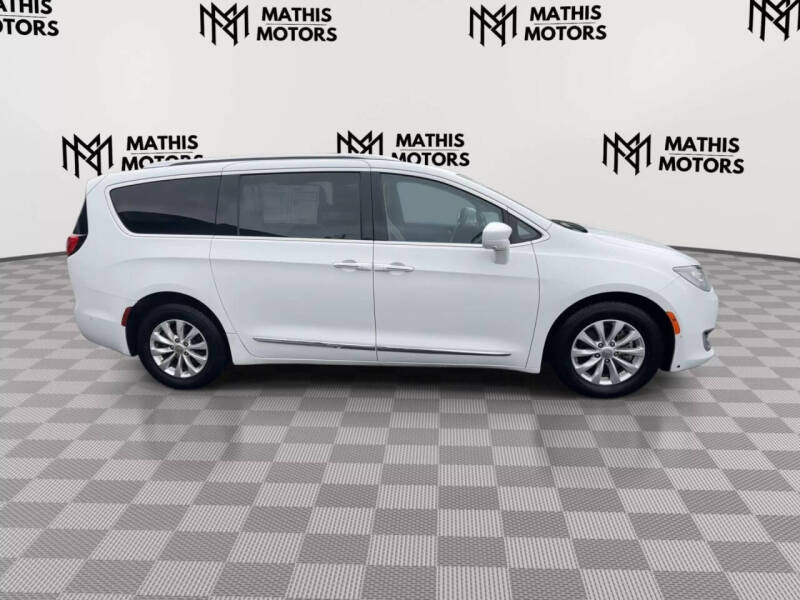 2018 Chrysler Pacifica Touring L Plus