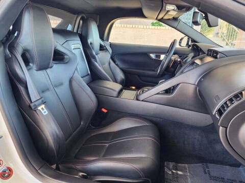 2015 Jaguar F-TYPE V8 S