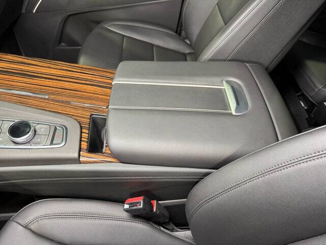 2024 Cadillac Escalade ESV Luxury