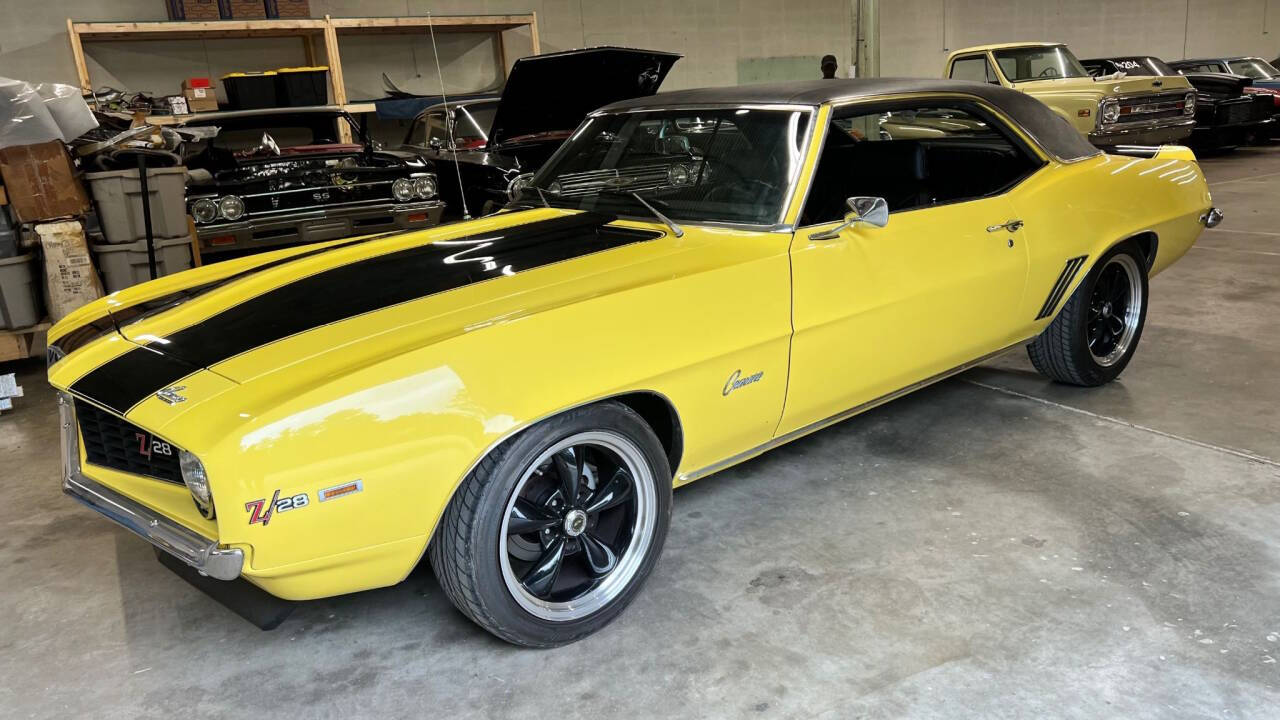1969 Chevrolet Camaro 40