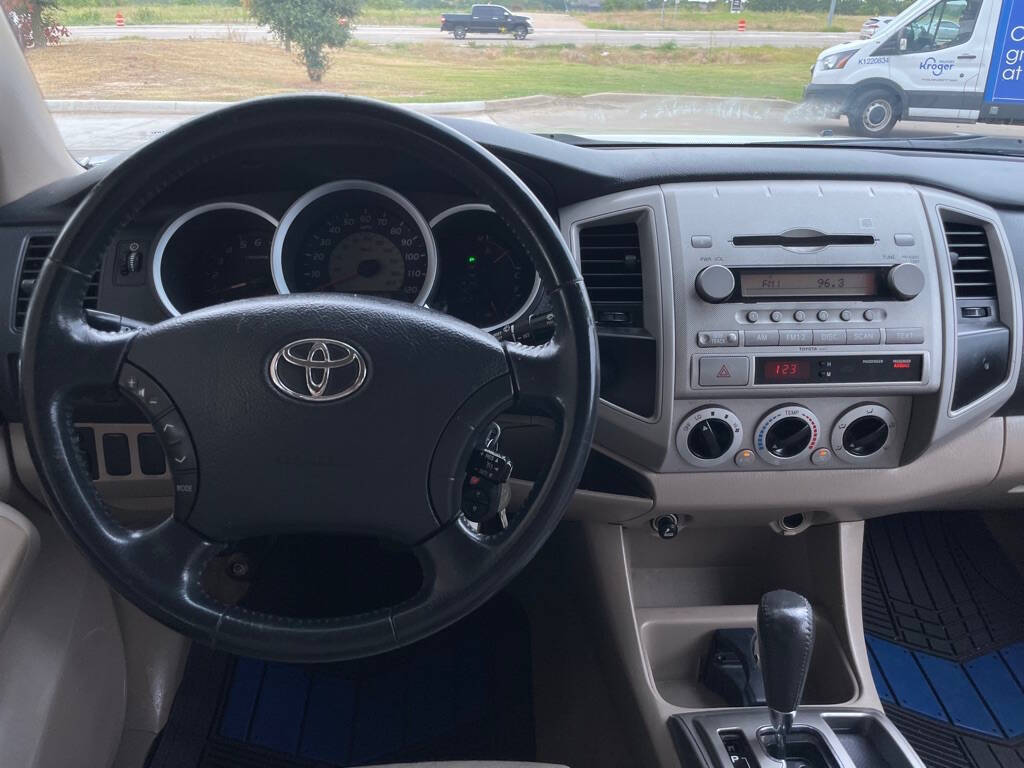 2007 Toyota Tacoma for sale at BANKERS AUTOS in Denton, TX