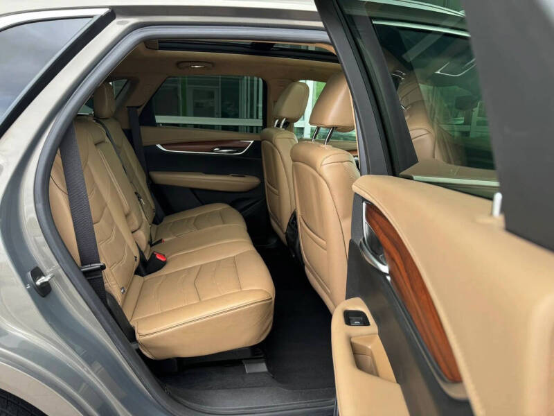 2018 Cadillac XT5 Platinum