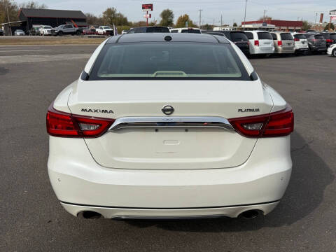2016 Nissan Maxima Platinum