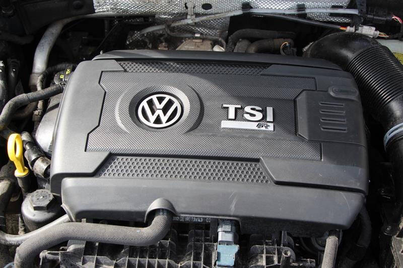 2016 Volkswagen Golf R