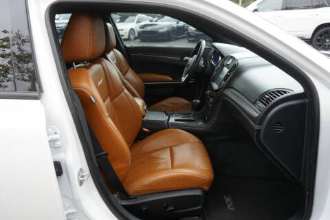 2014 Chrysler 300 SRT8