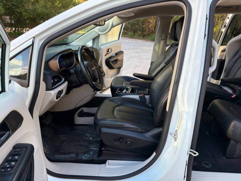 2018 Chrysler Pacifica Touring L