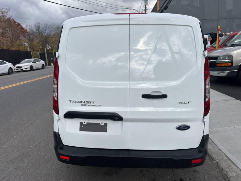 2020 Ford Transit Connect XLT