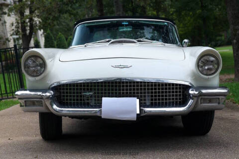 1957 Ford Thunderbird