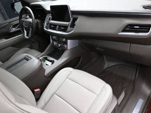 2022 GMC Yukon SLT