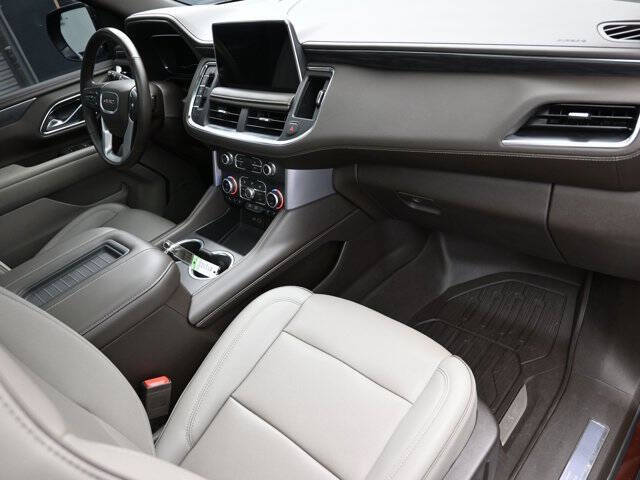 2022 GMC Yukon SLT