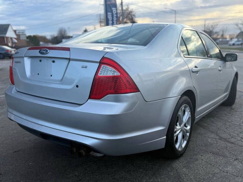 2012 Ford Fusion SE