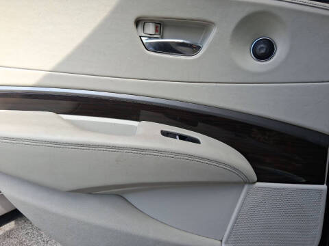 2015 Acura RLX w/Navi