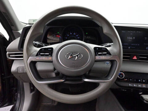 2022 Hyundai Elantra