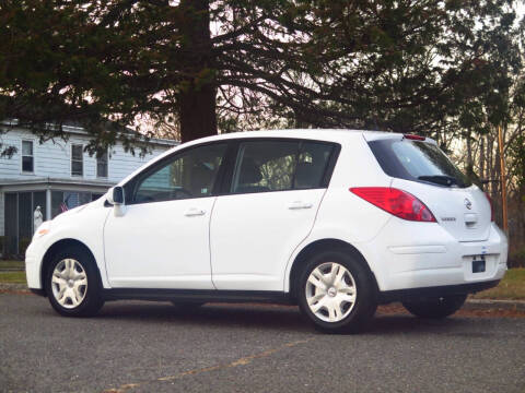 2010 Nissan Versa 1.8 S