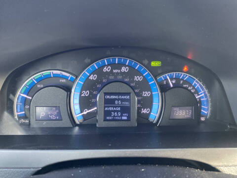 2013 Toyota Camry Hybrid LE