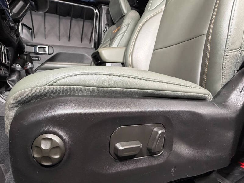 2024 Jeep Gladiator