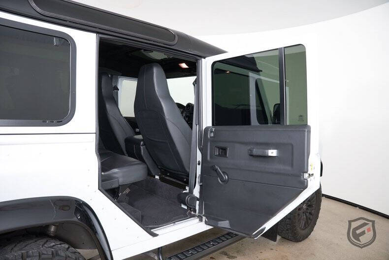 1991 Land Rover Defender