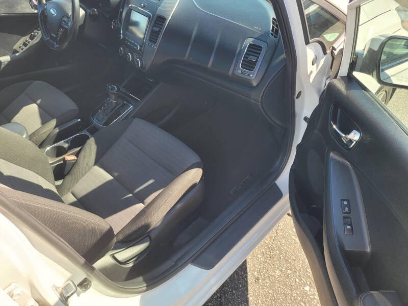 2017 Kia Forte S