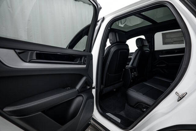 2026 Porsche Cayenne