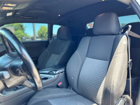 2020 Dodge Challenger SXT