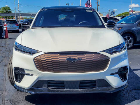 2025 Ford Mustang Mach-E GT