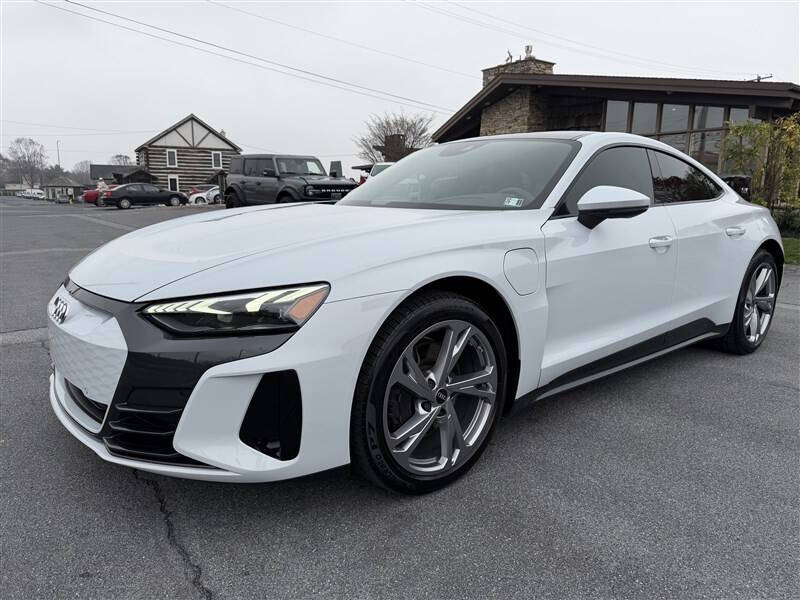 2023 Audi e-tron GT quattro Premium Plus