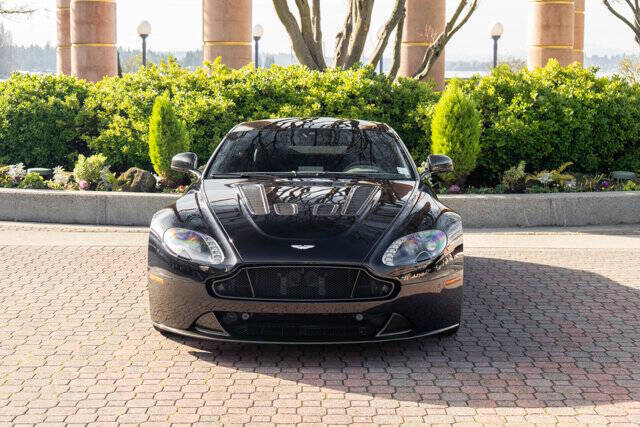 2015 Aston Martin V12 Vantage S 11