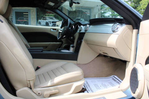 2006 Ford Mustang
