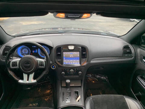 2012 Chrysler 300 SRT8