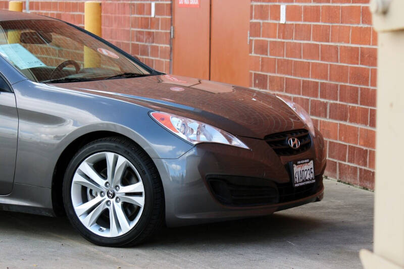 2012 Hyundai Genesis Coupe 2.0T Premium