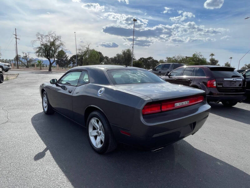 2014 Dodge Challenger SXT