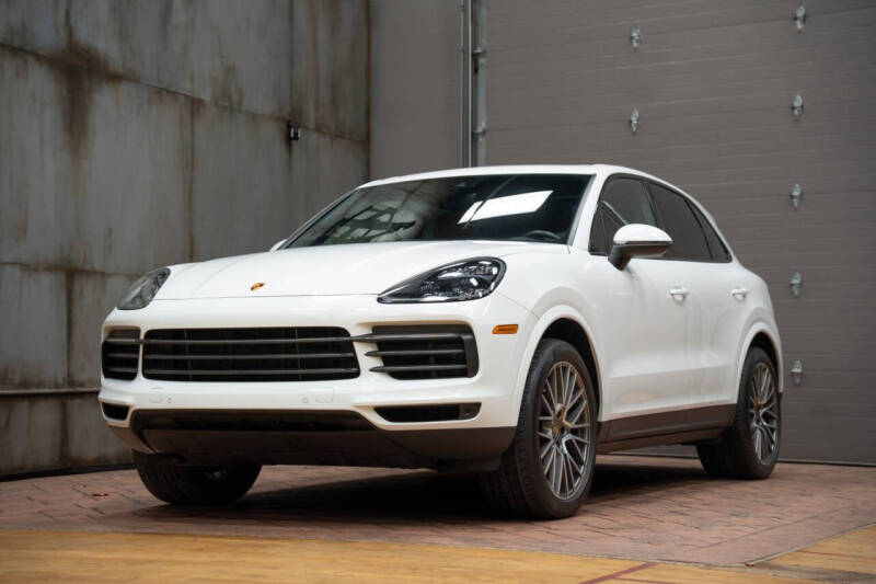 2022 Porsche Cayenne Platinum Edition