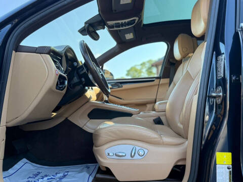 2018 Porsche Macan S