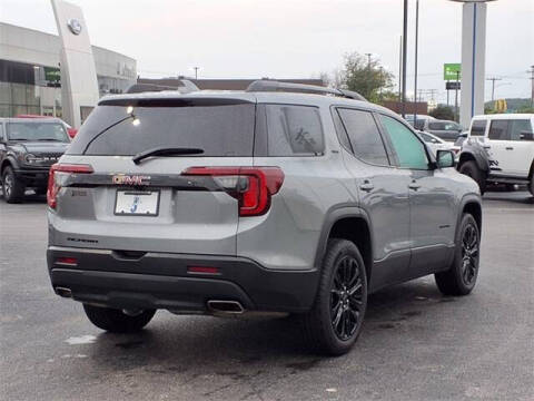 2023 GMC Acadia SLT