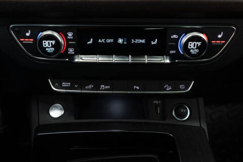 2024 Audi Q5 e quattro S line Premium 55 TFSI