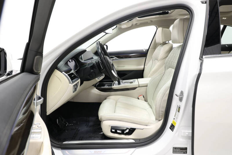 2016 BMW 7 Series 750i xDrive