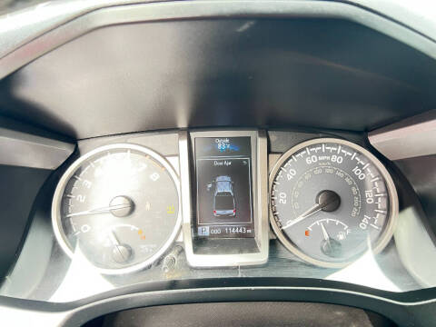 2018 Toyota Tacoma TRD Sport